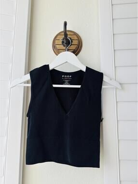 Poof New York Ribbed V-Neck Crop Tank Size S/M